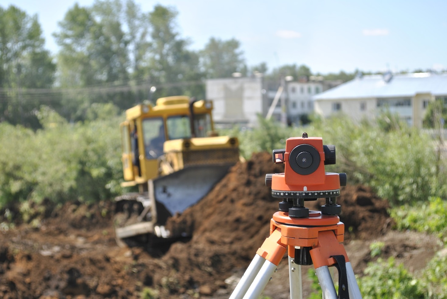 Choosing the Right Mini Excavator for Your Projects